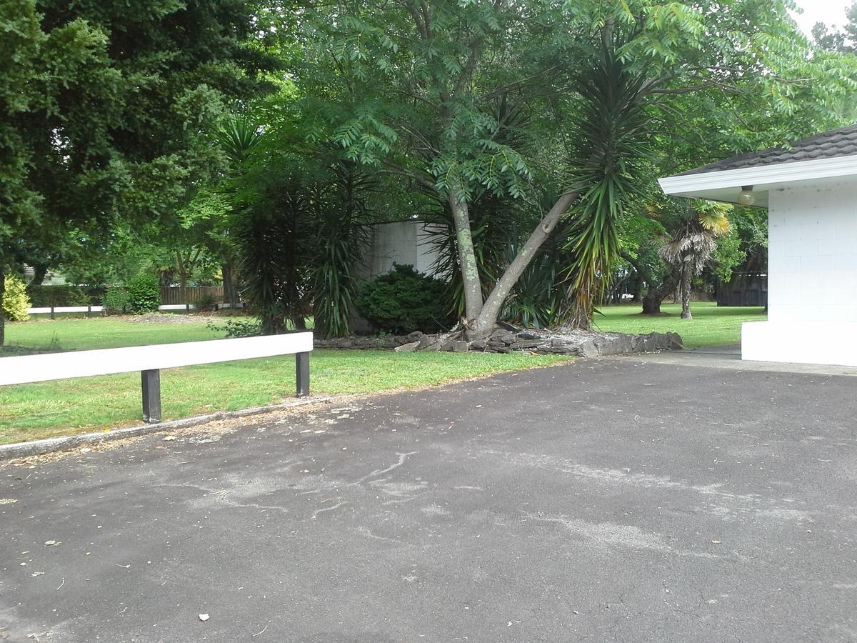 Kawerau Thermal Motel ภายนอก รูปภาพ